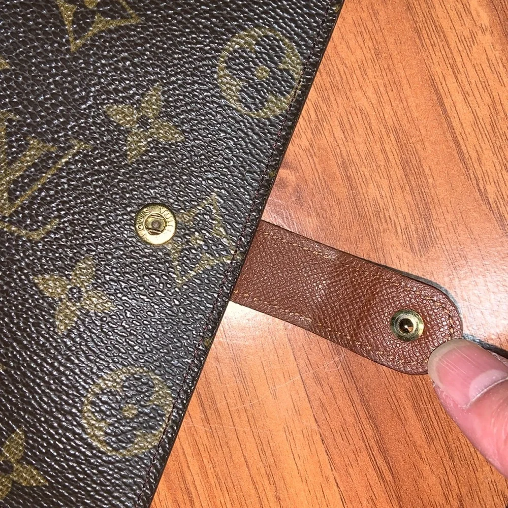 Authentic Louis Vuitton Small Ring Agenda Cover